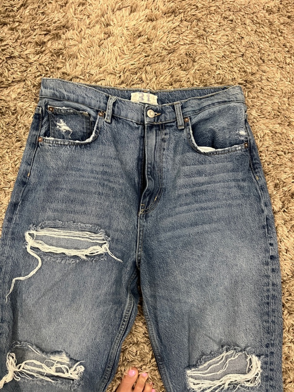 We The Free Faded Blue Ripped Cropped Jeans - Picture 4 of 8